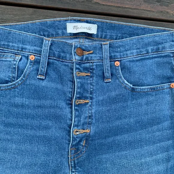 Madewell Ladies size 30 (sz 9-10) 4 Button Skinny Denim Jeans - Picture 3 of 9